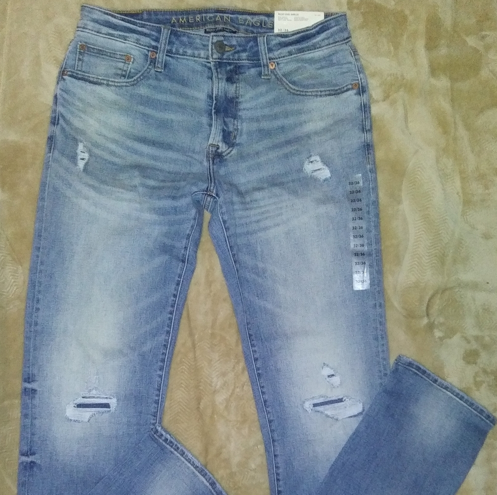 AMERICAN EAGLE NEXT LEVEL AIRFLEX SLIM STRAIGHT JE